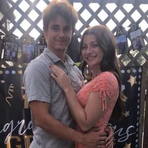 Meet your Posher, Alexia